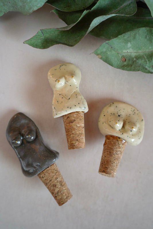 Ceramic & Cork Bottle Stopper - Woman Silhouette Design Agatha